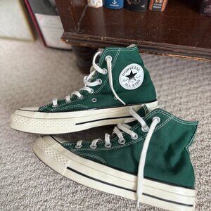 Converse Vintage High Top Chuck Taylors in Midnight Clover Green (Sz 7)